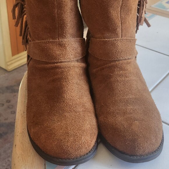Faded Glory Western Suede Boots with tussles - Picture 2 of 6